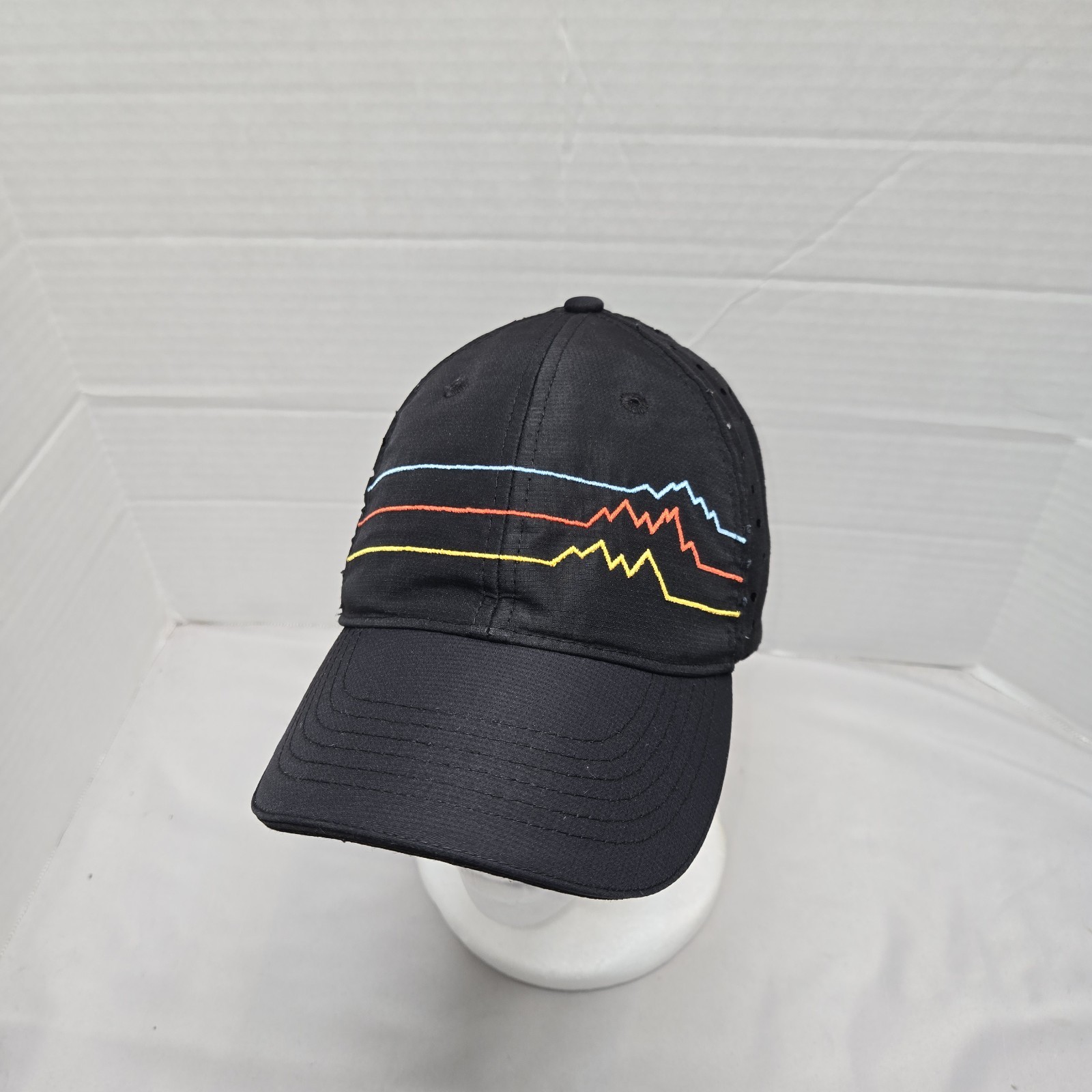 Headsweats Mountain Crusher Hat Lightweight Running Black Euc