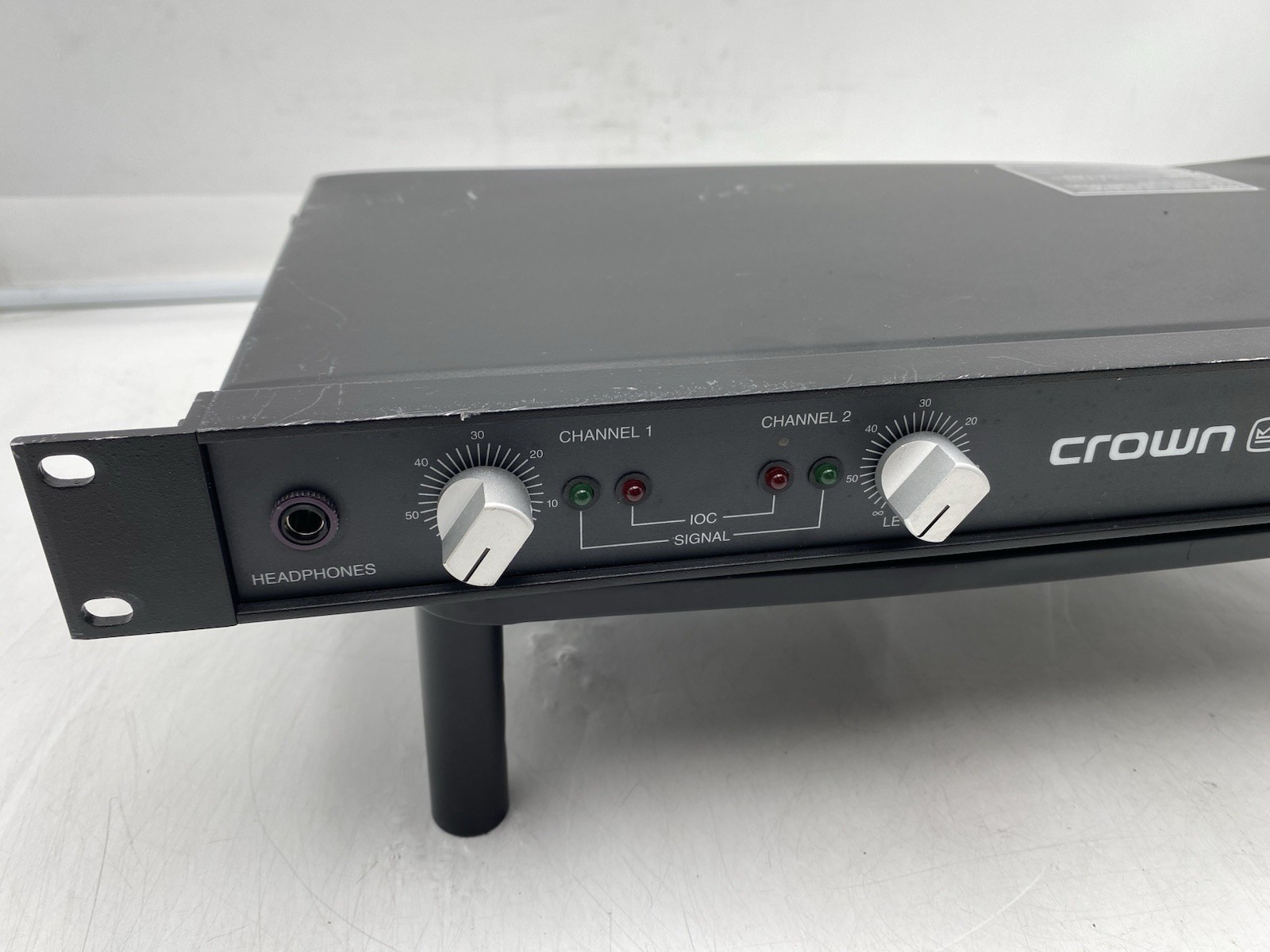Crown D-75A 2-Channel Power Amplifier