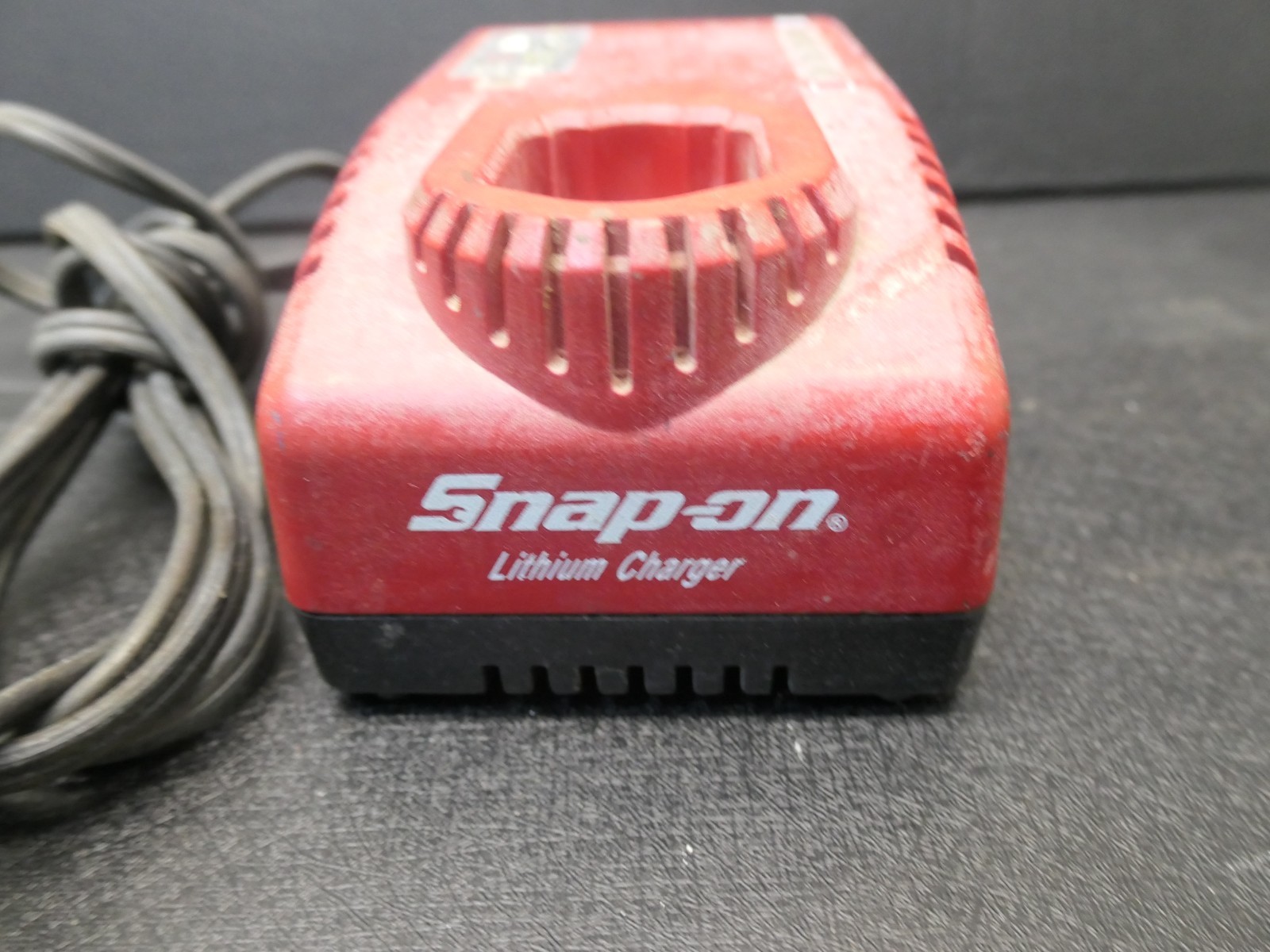 Snap-On CDR761A 14.4V 3/8" Cordless Drill Driver w/ Battery & Charger