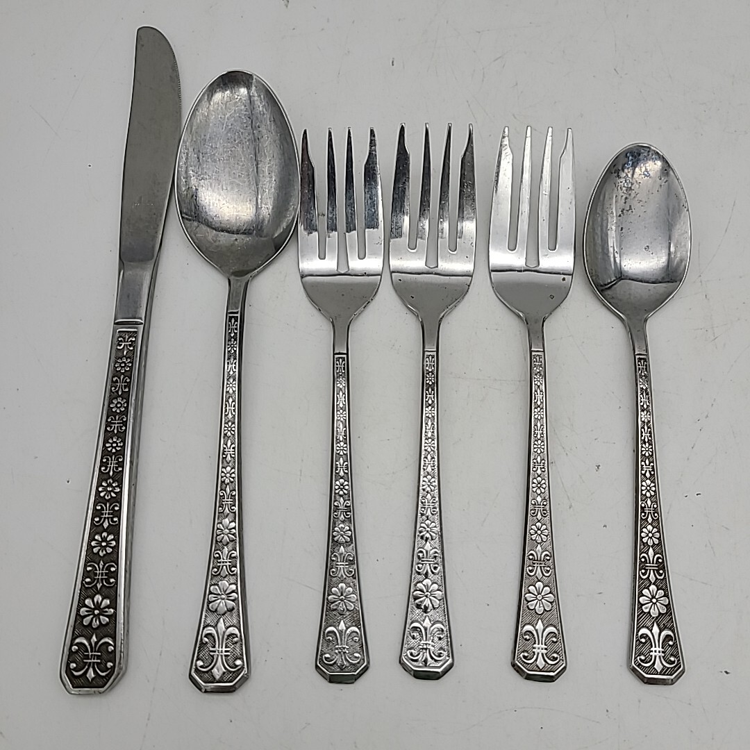 Mixed Lot 6 Pieces INTERPUR Florenz 8 Petals Flower Knife Spoon Fork Vintg Korea
