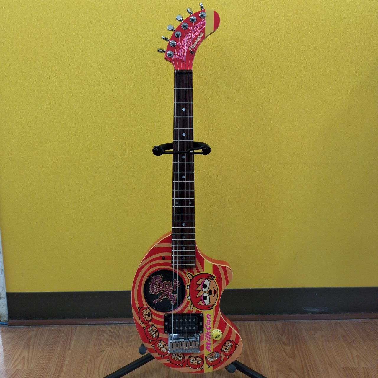 FERNANDES Unjalamy ZO-3 FERNANDES Unjalamy ZO3 Guitar with built-in amplifier