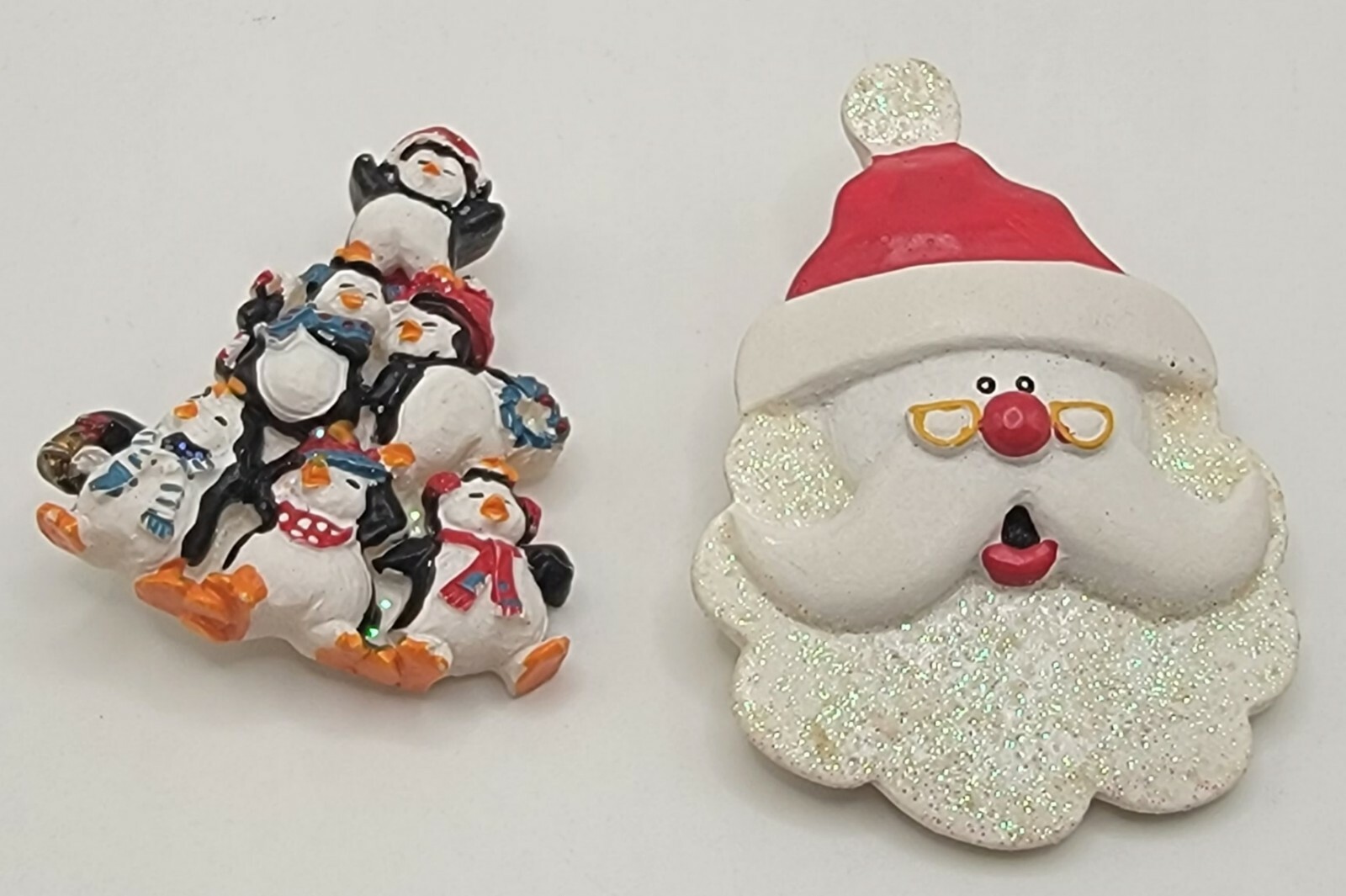 Pair of Christmas Holiday Brooch Pin Lot Ceramic Santa Penguins   🎄