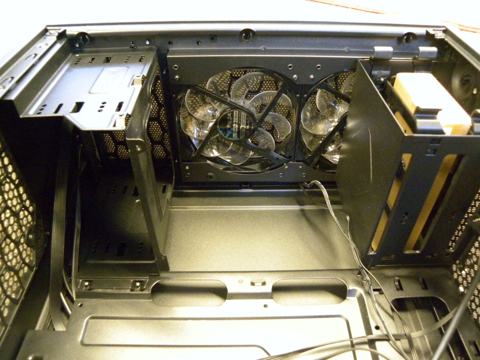 FRACTAL G MINI ATX Mid Tower Computer Case ITX Clear Window FD-CA-FOCUS-MINI-BK