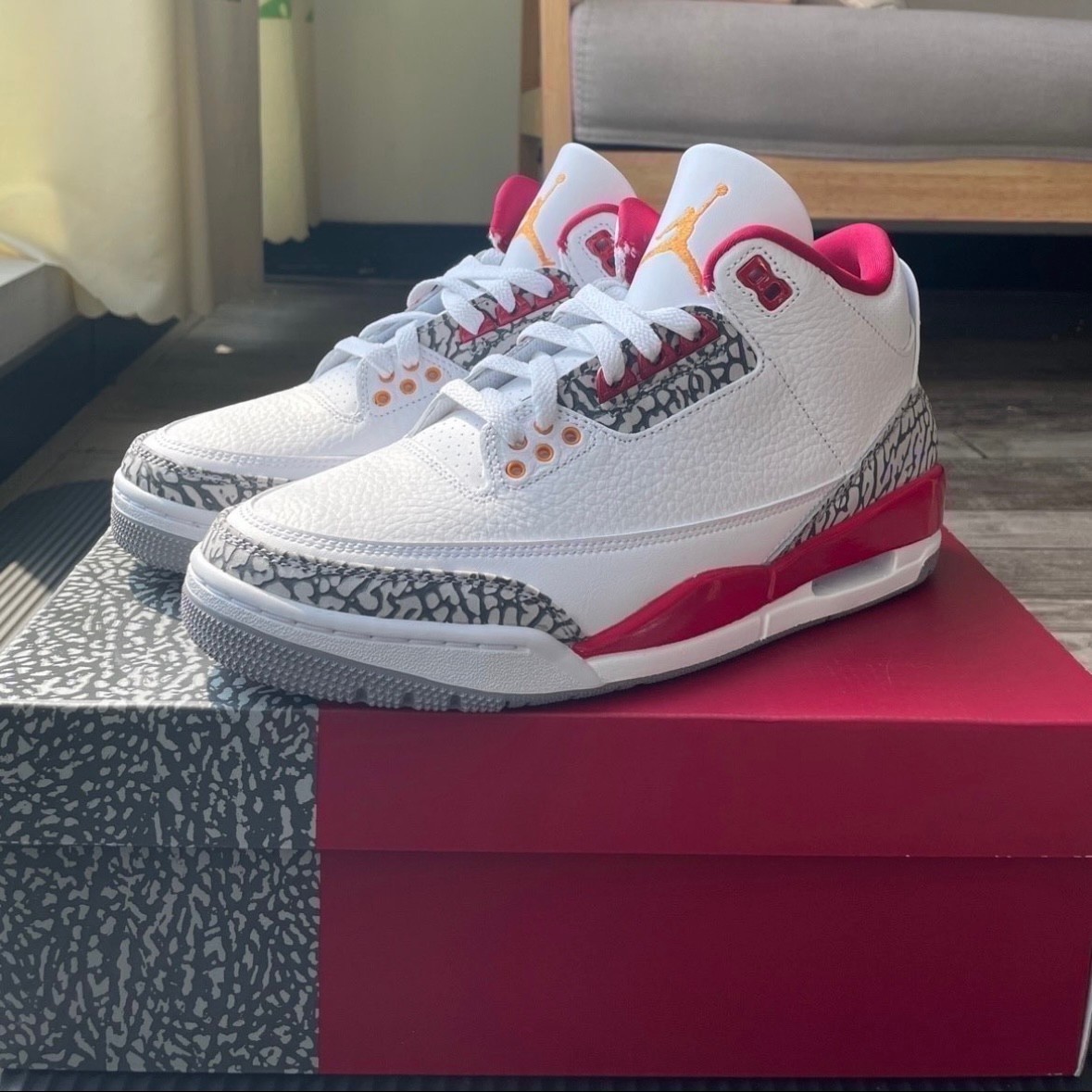 Nike Air Jordan 3 Retro "Cardinal Red" Men's Mid Top Basketball Shoes