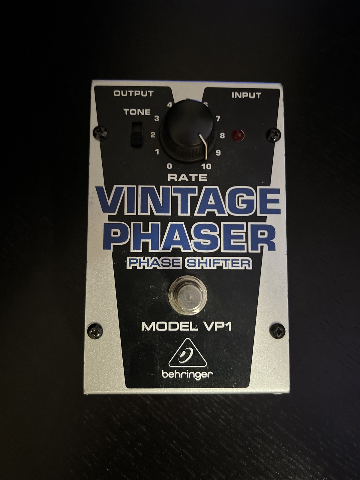 Behringer Vintage Phaser VP1 Phaser Guitar Effect Pedal