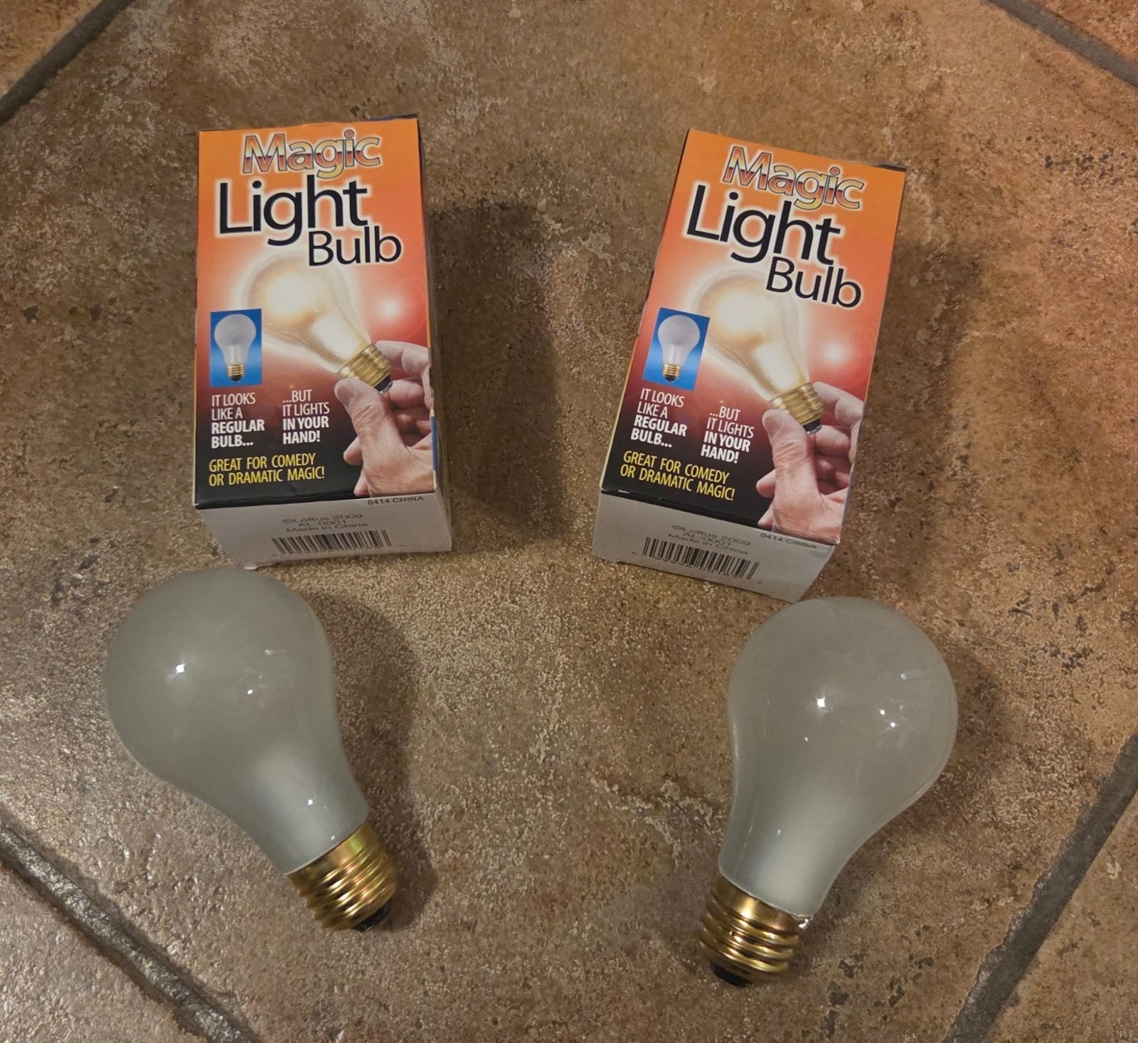 2 Magic Glass Light Bulbs Magic Mentalism Tricks