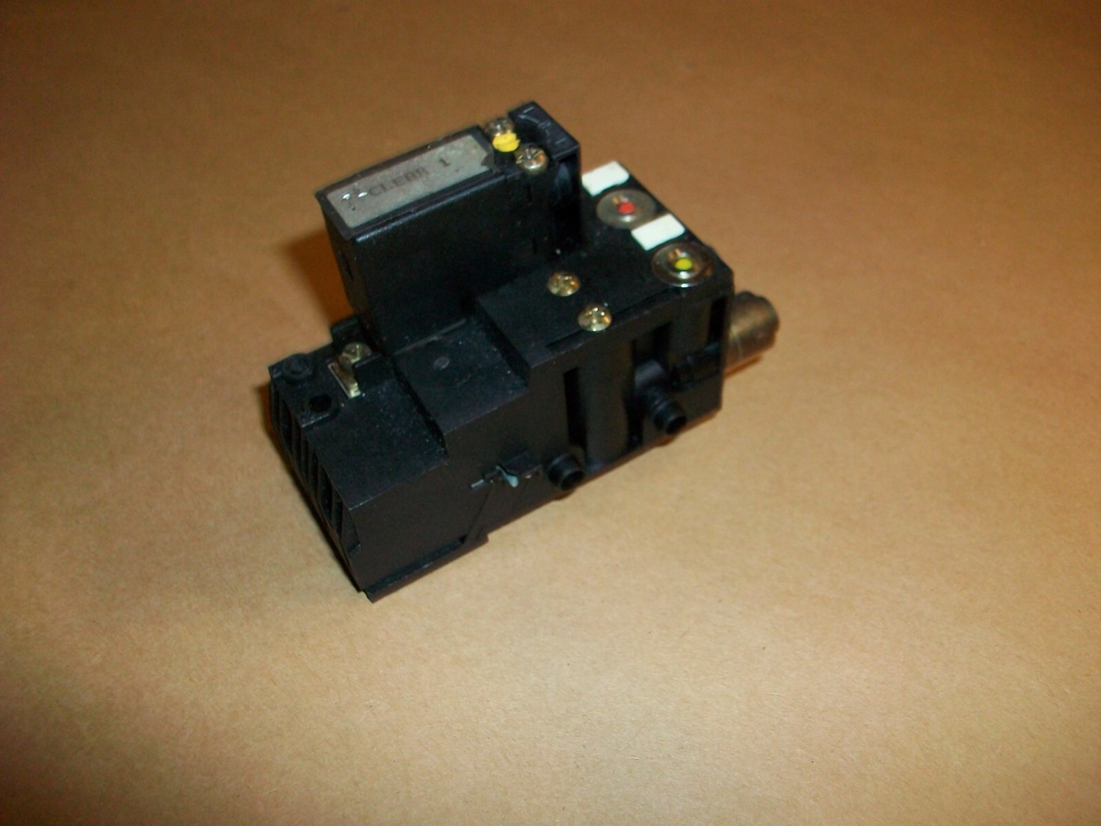 Telemecanique Electro Pneumatic Valve PS1-E18