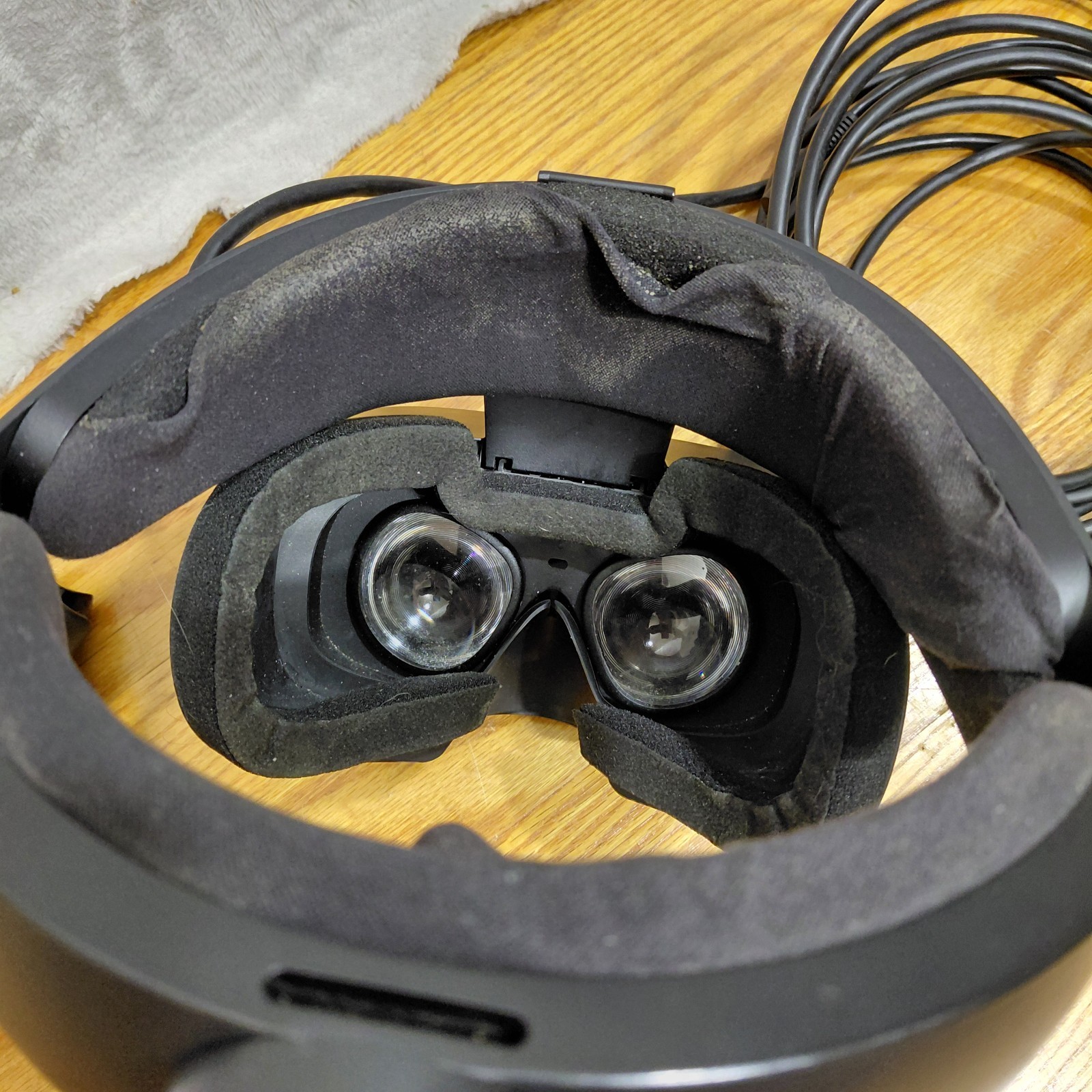 Meta Oculus Rift S VR Set w/ Controllers In Box Original Oculus