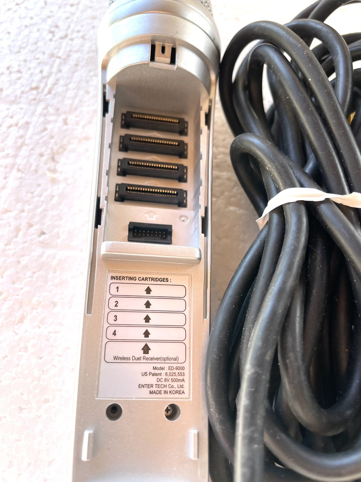 Magic Sing ED-9000 All In One Karaoke Microphone w/ RCA cables Untested