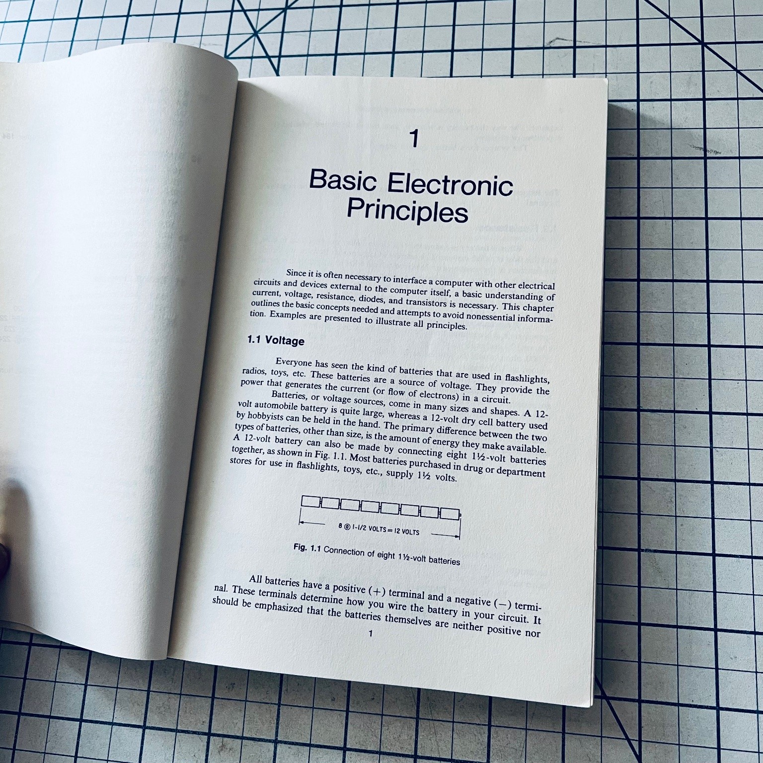 Motorola 6800 Microprocessors and the 6800 1979 Vintage Computing Ron Bishop