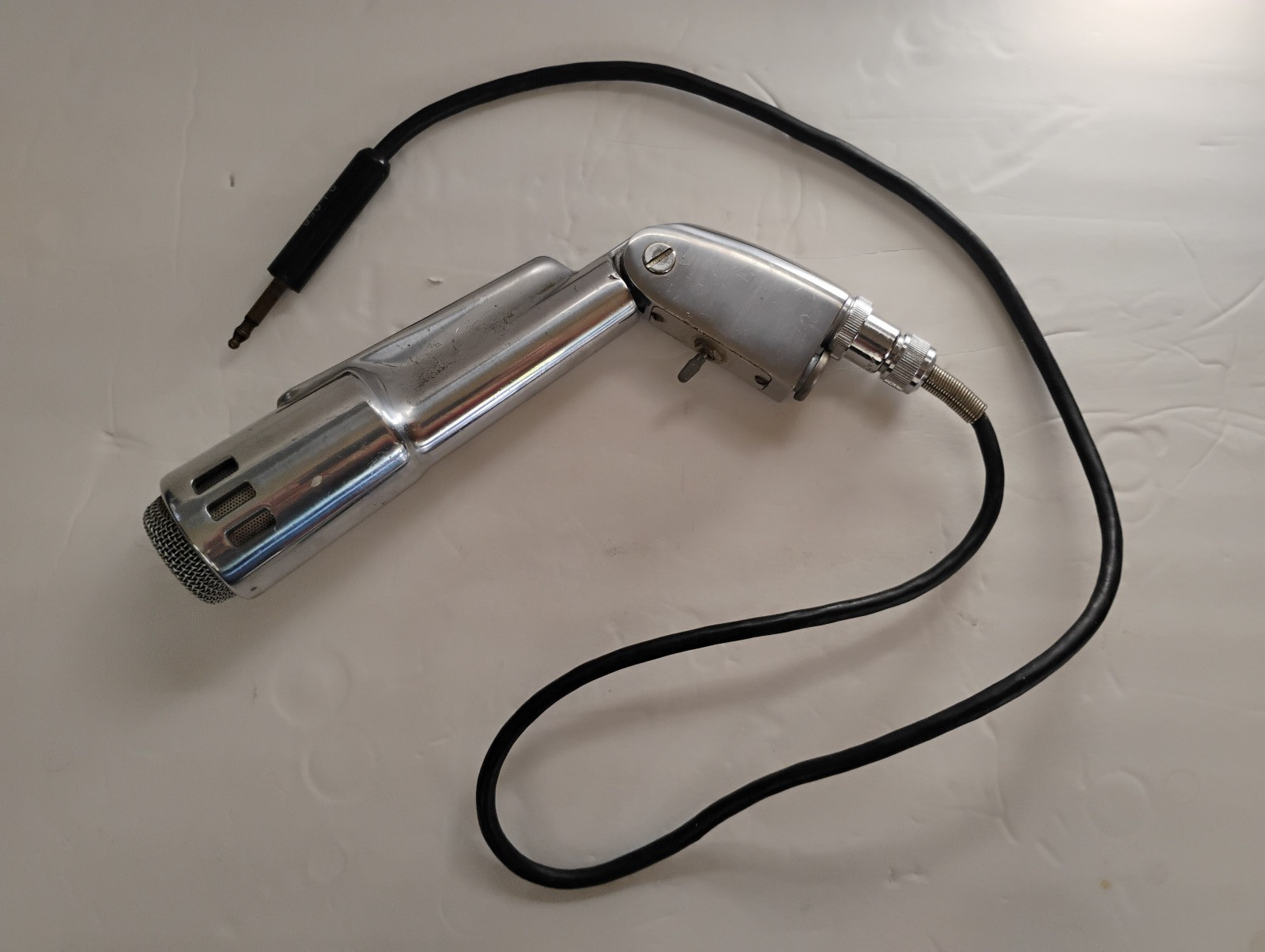 Electro-Voice 644 Dynamic Cardioid Microphone