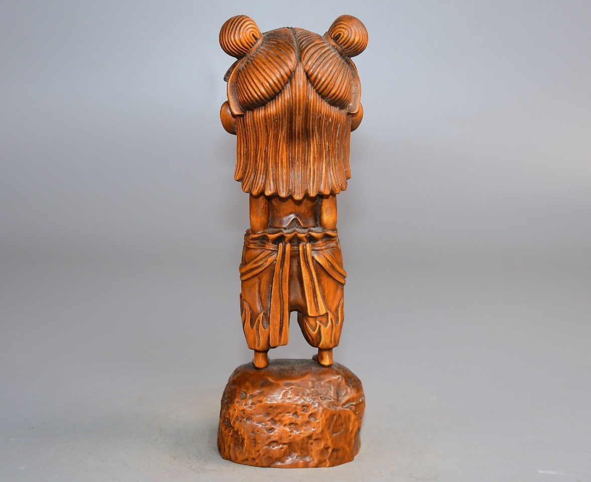 Premium Boxwood Nezha