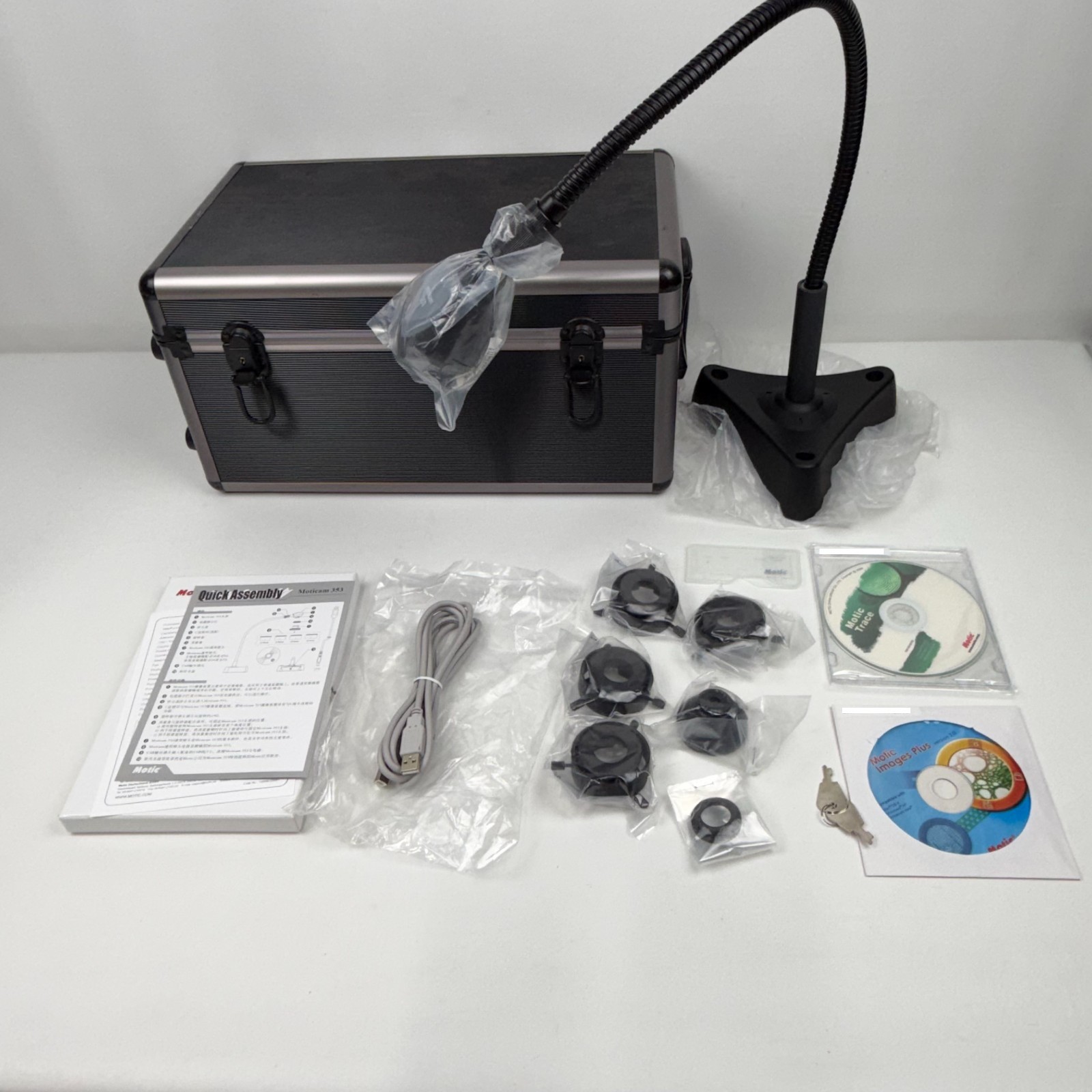 Motic Trace Moticam 353 USB Microscope Camera System w/ Motic Software CDs
