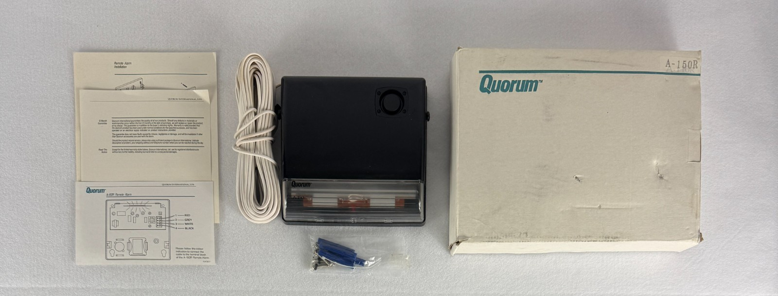 Quorum A-150R Remote Alarm Siren Strobe Vintage Security System Box Manual NOS
