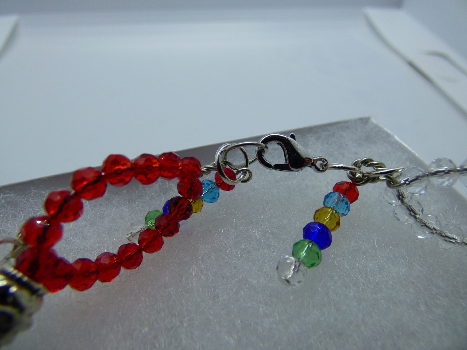 bracelet wire beads dangles rainbow lobster claw. 0273