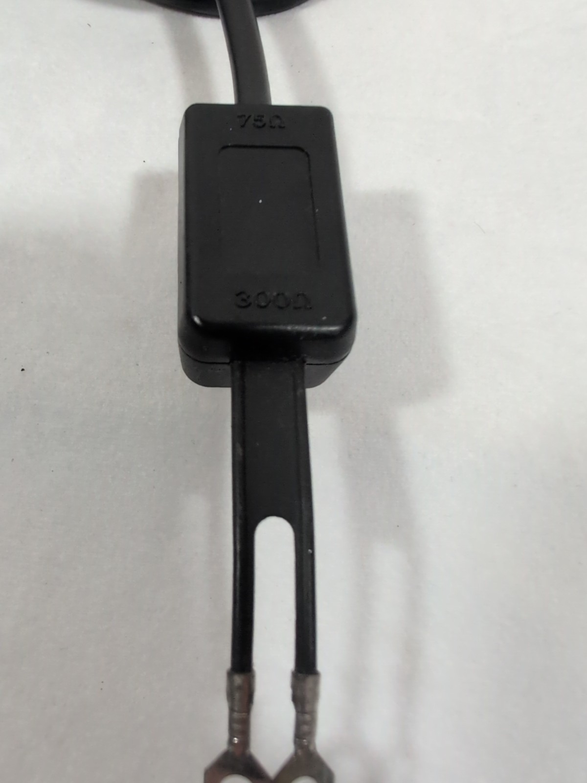 Transformer 75 Ohm to 300 Ohm for TV
