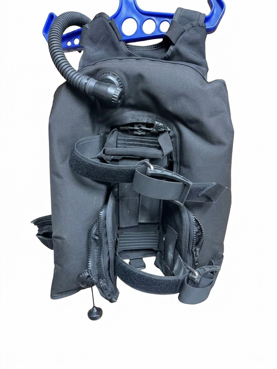 Zeagle Stiletto BCD with Ripcord Weight System Medium- Black