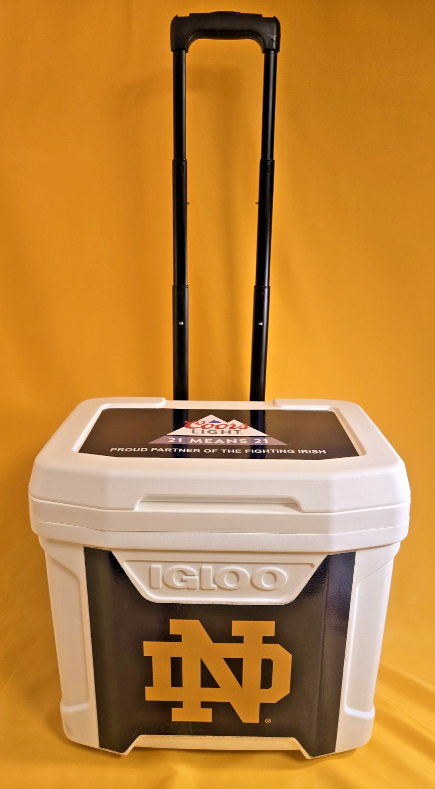 NOTRE DAME-COORS LIGHT-IGLOO PROFILE 16 ROLLER HARD-SIDED COOLER - RARE