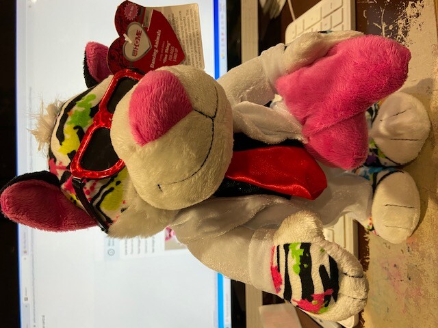 Valentine Dancing Tiger Singing to "One Thing".