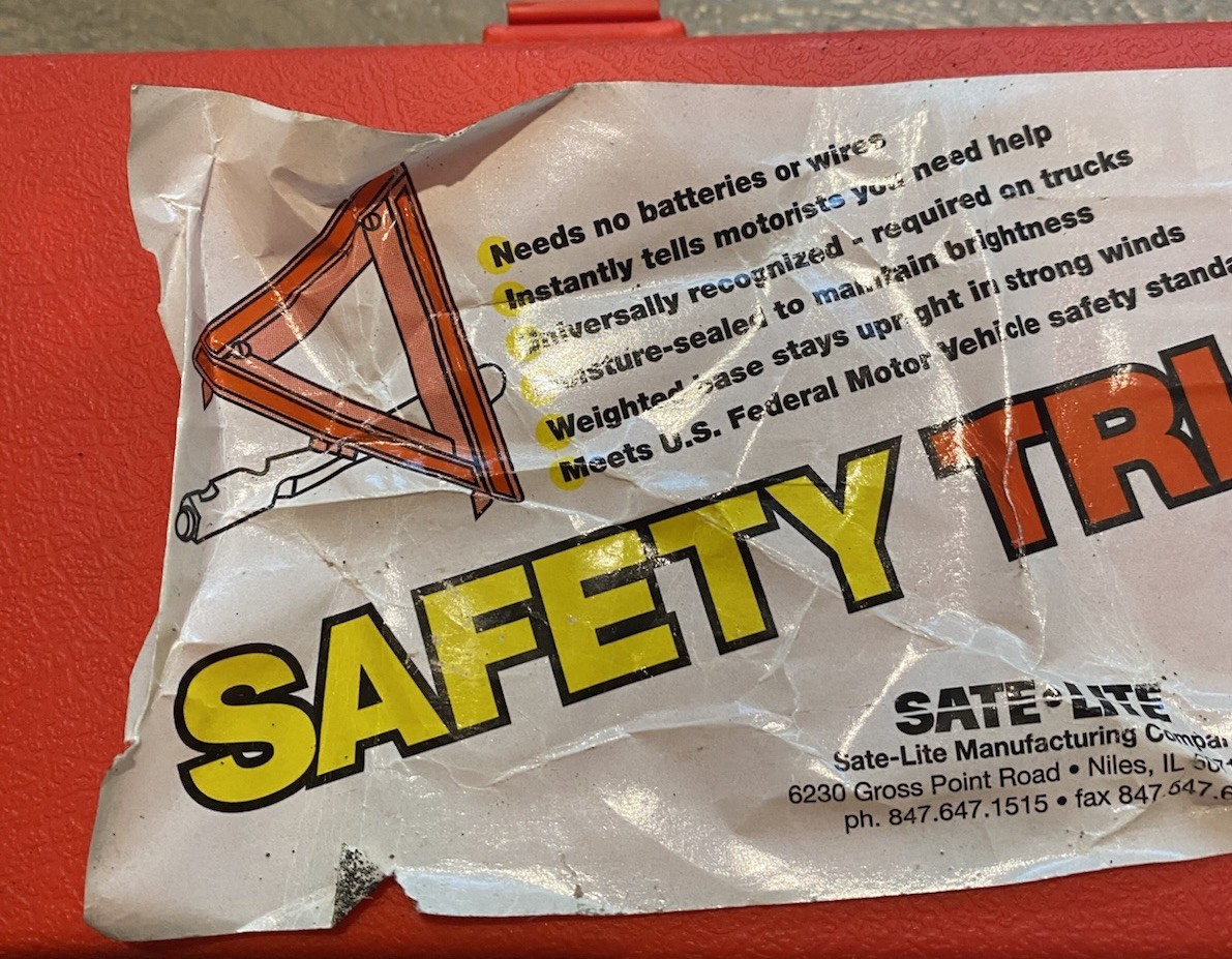 Sate-Lite Auto Safe Safety Triangle With Case