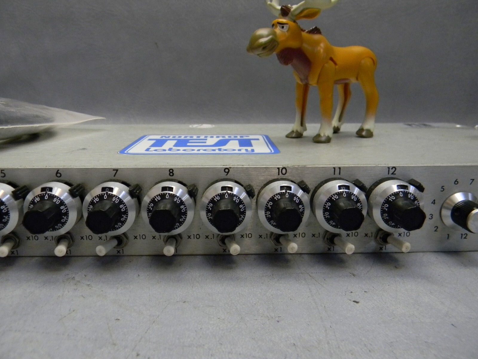 PCB Piezotronics 483B07 Signal Conditioner - 12 Channel Rack Mount