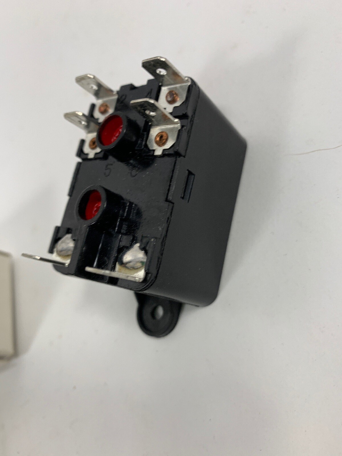 GemTech General Purpose Relay- 24 Volt Coil - 6 Spade 90370 90-370