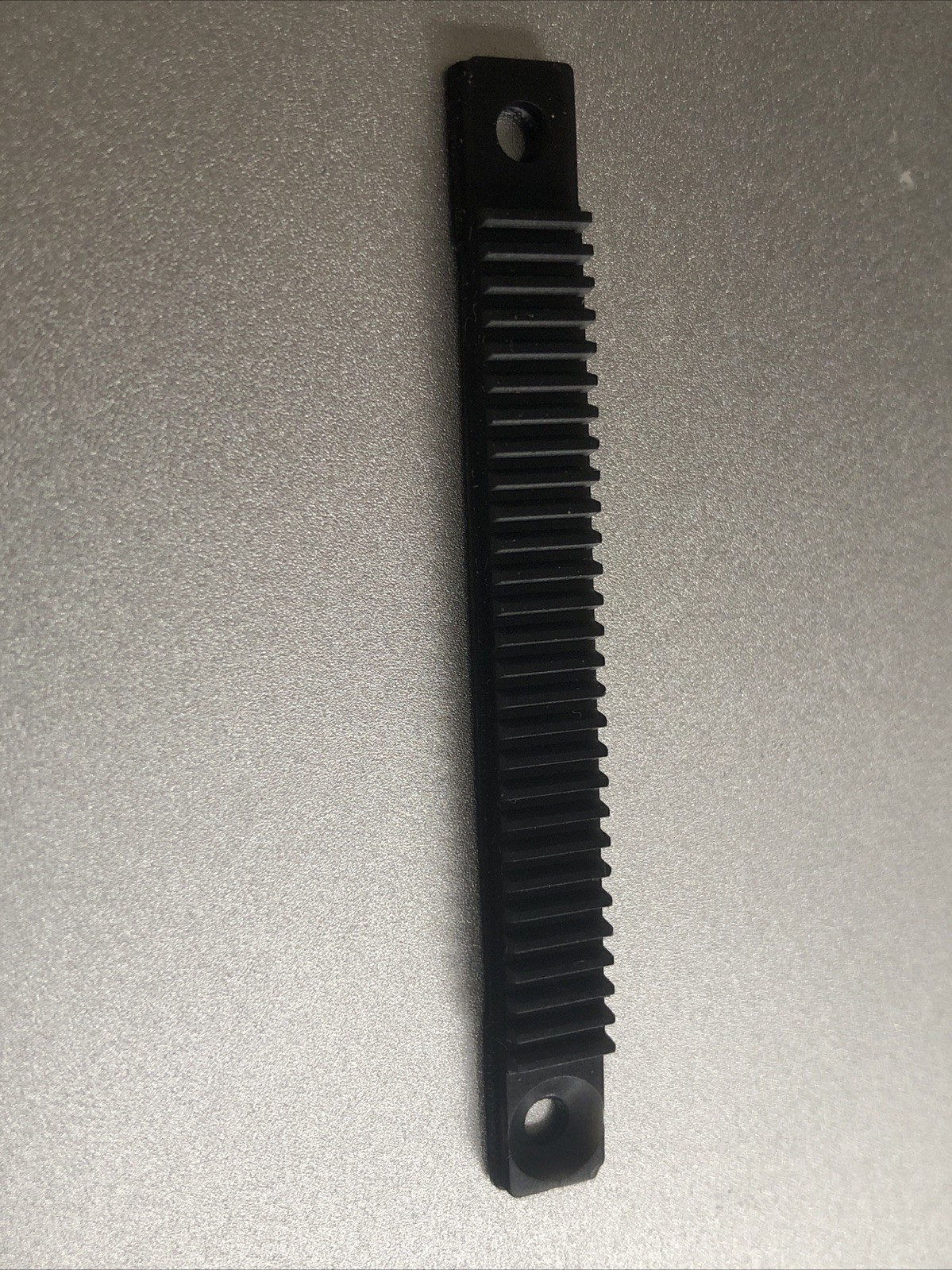 New Zeiss Standard 14/18 Microscope Condenser Focus Rail Part - Horizontal Teeth