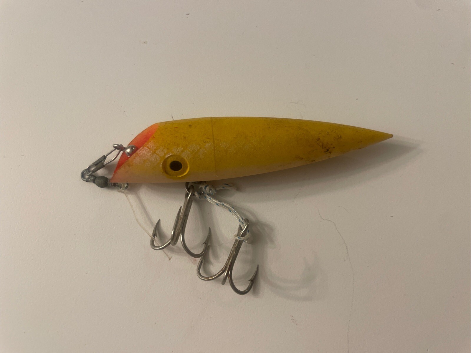 VINTAGE Unbranded Rattling  J-Plug with Hook Harness