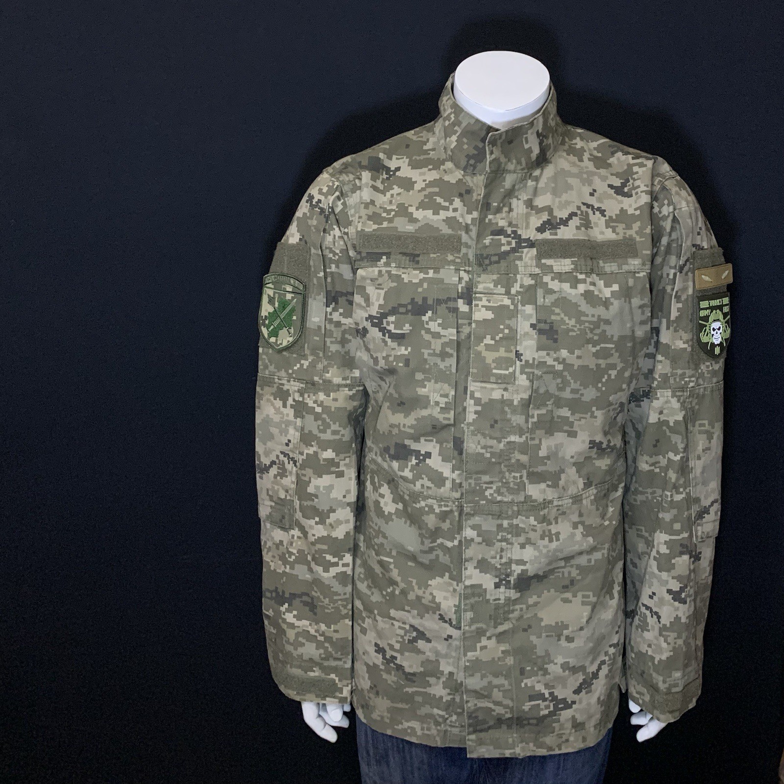 Ukrainian Army Forces Camo Uniform Field Jacket Pixel W/ Chevrons