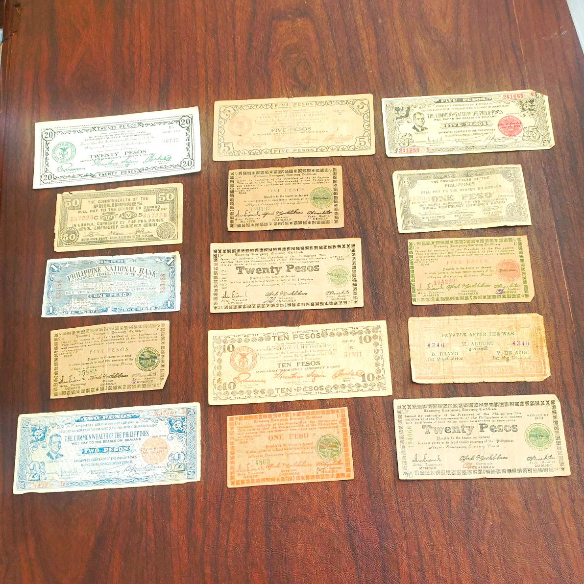 WWII Philippines Emergency Currency  15 Banknotes Lot Guerrilla  #882