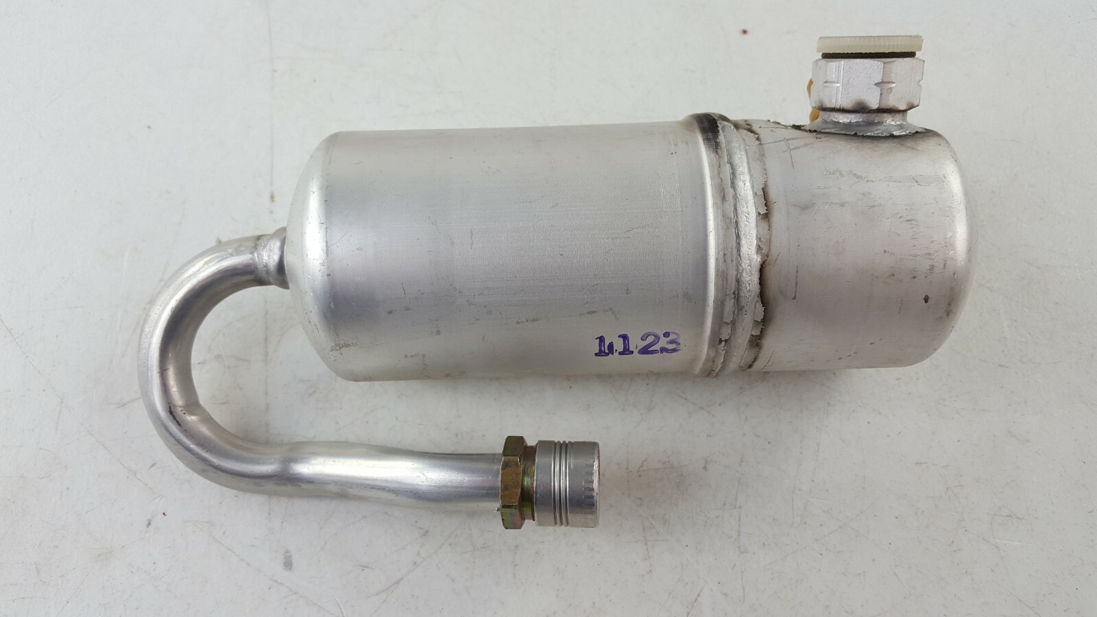 Air Conditioning Accumulator 8" Height 3.5" Dia Cadillac Chevy GMC