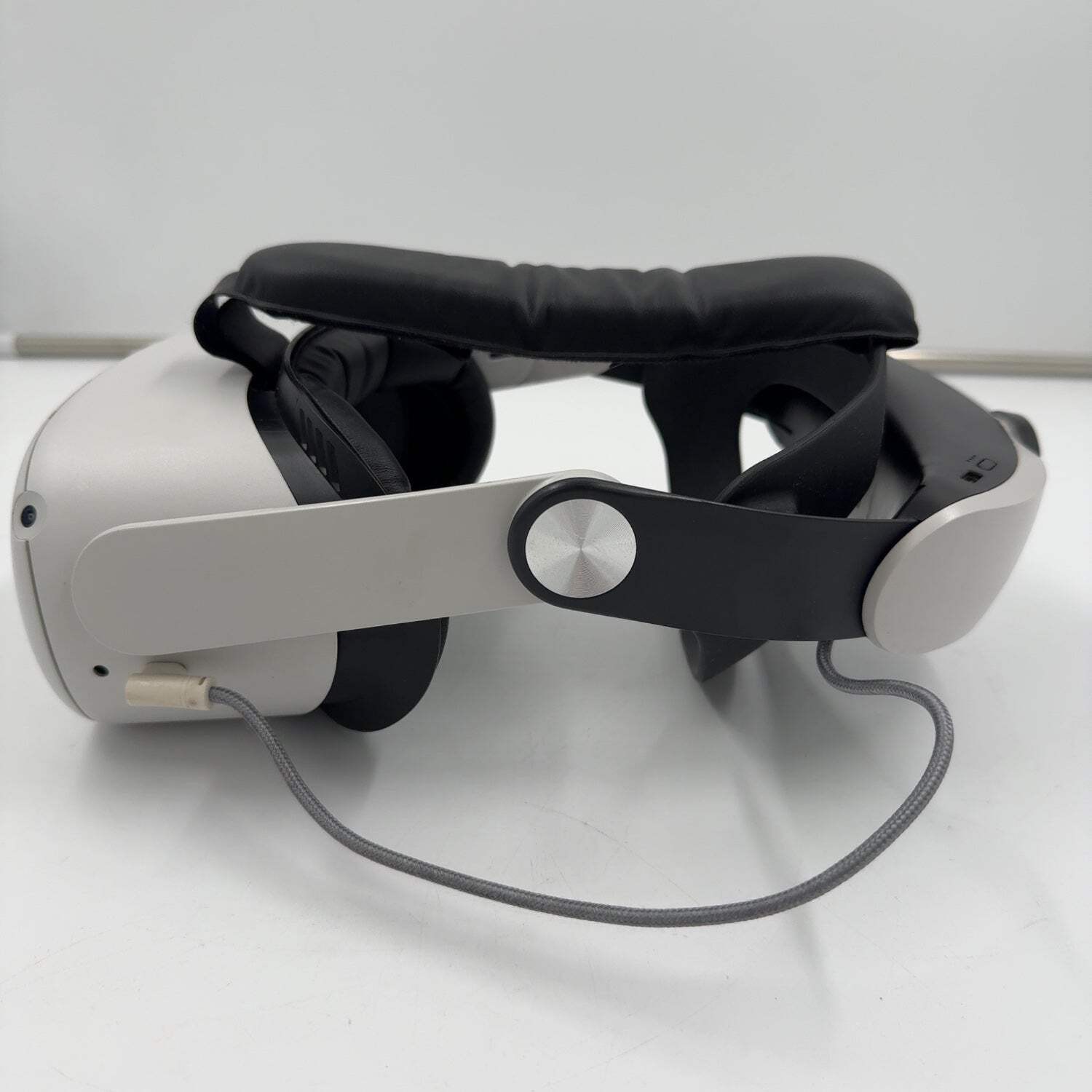 Meta Quest 2 128GB PC VR Headset KW49CM