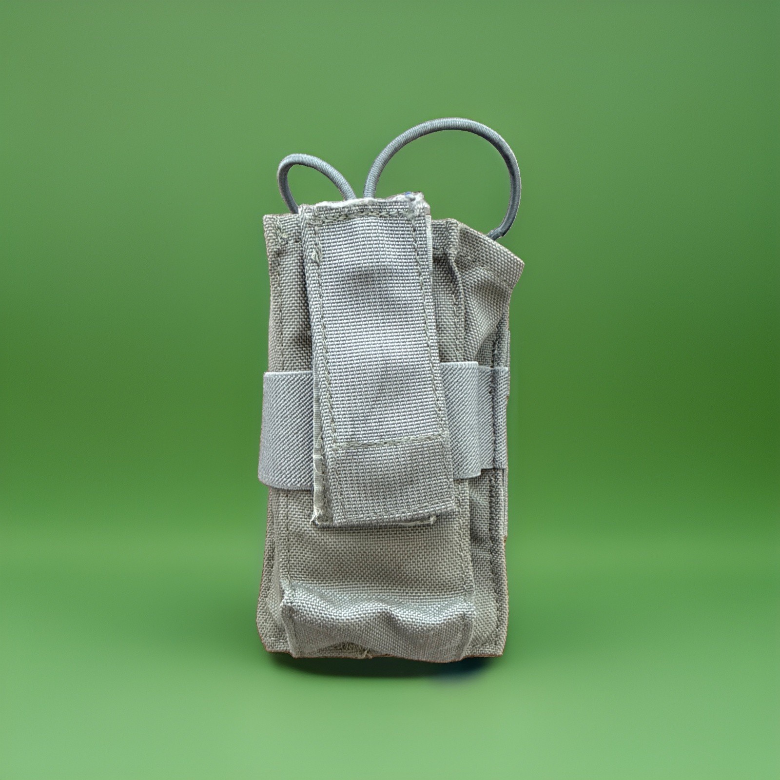 Single MOLLE Pouch for Mag or Radio