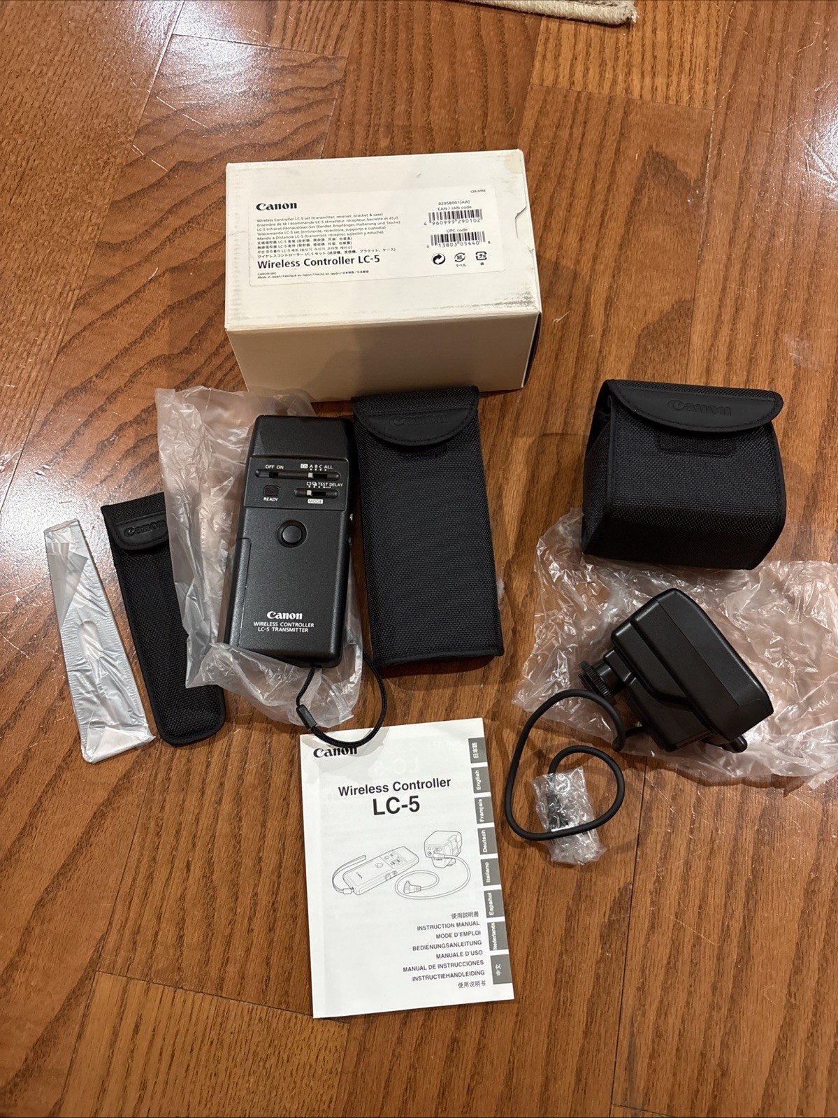 Canon Wireless Controller LC-5 Transmitter Receiver Bracket Case NIB