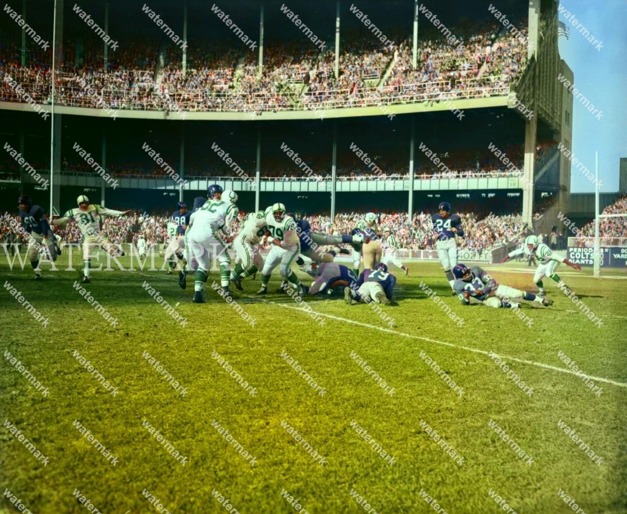 GO814 1958 Colts Vs Giants NY Yankee Stadiu  8x10 11x14 16x20 Colorized Photo