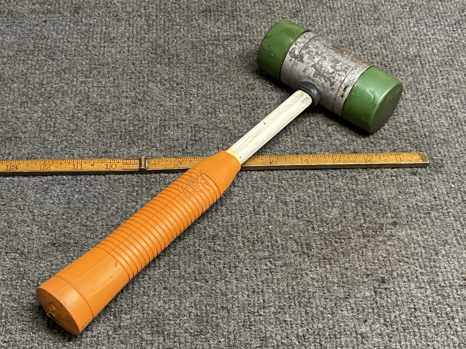 Nupla Soft Face Dead Blow Hammer SP200 Fiberglass Handle Green And Orange! USA