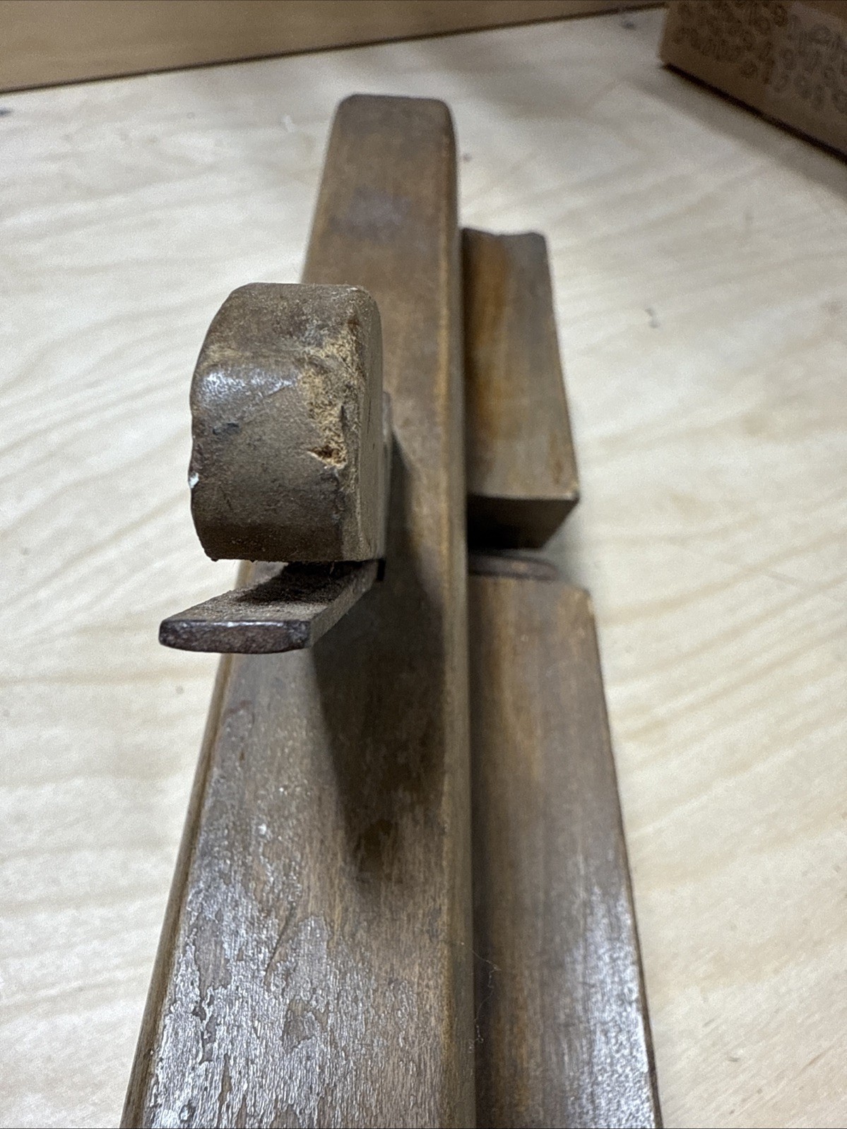 Unmarked Wooden Plane (listing #16)