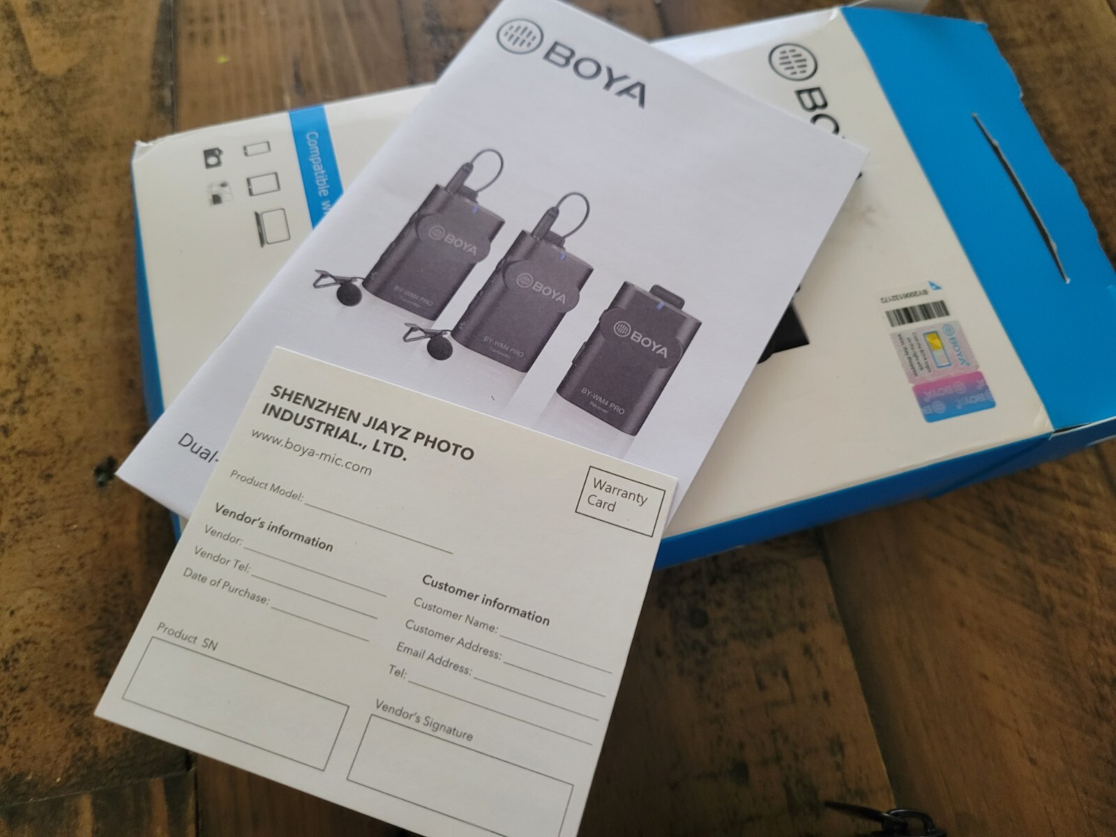 Boya By-wm4 Pro Wireless Microphone