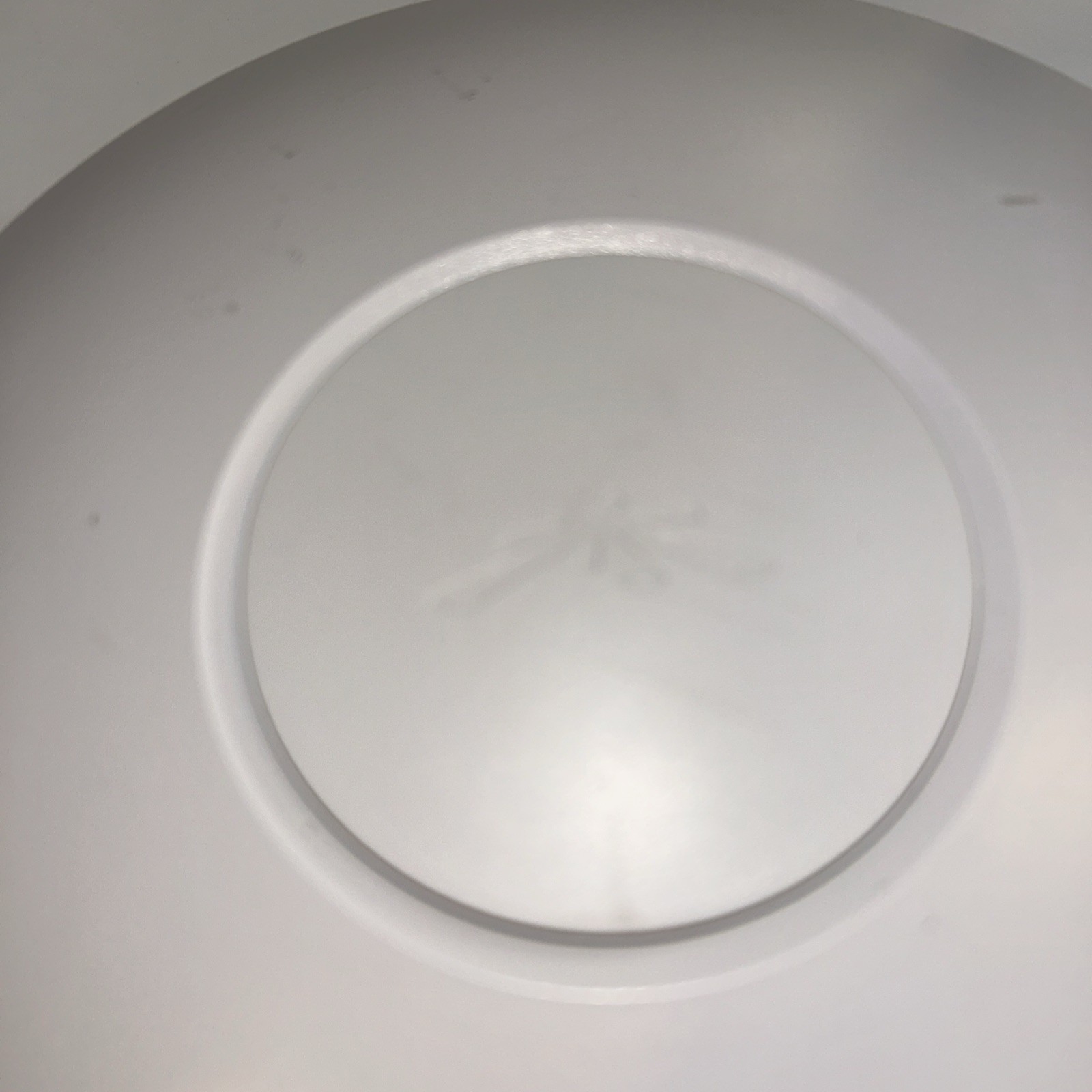 Ubiquiti UniFi AP LR Long Range Wireless Access Point – Good Condition