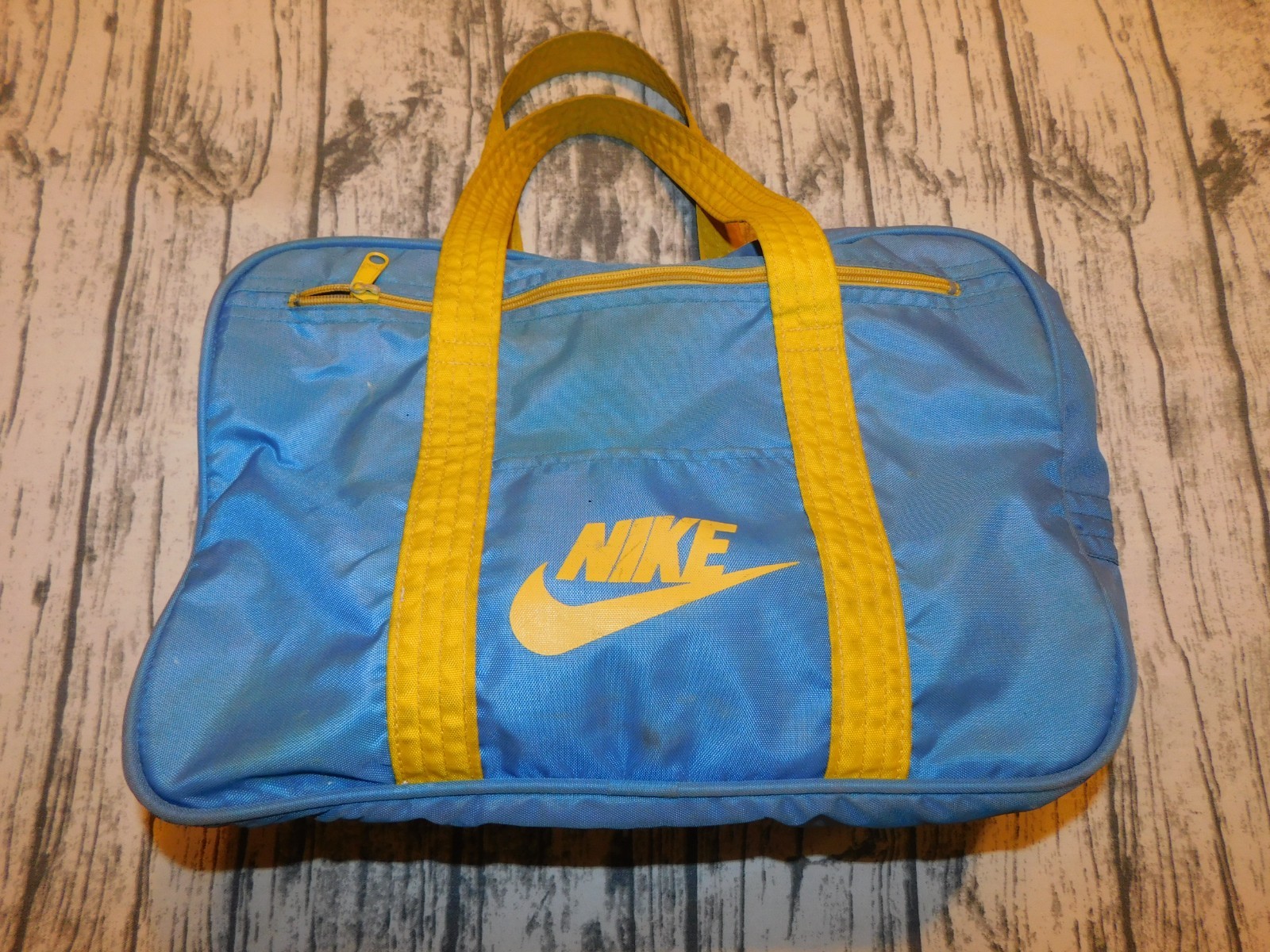 VTG NIKE DUFFLE BAG 70's BRS GYM LIGHT BLUE YELLOW CARRY ON TRAVEL TOTE SCHOOL