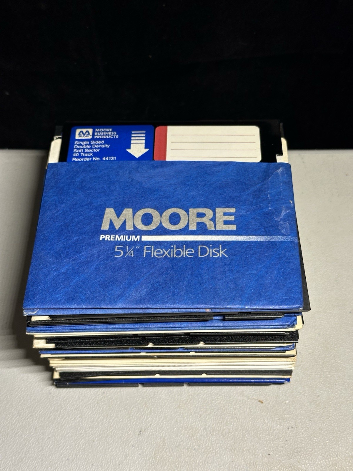 Lot of 50 Floppy Computer Disk 5.25 Games/Programs - For Discovery/Recycle B13