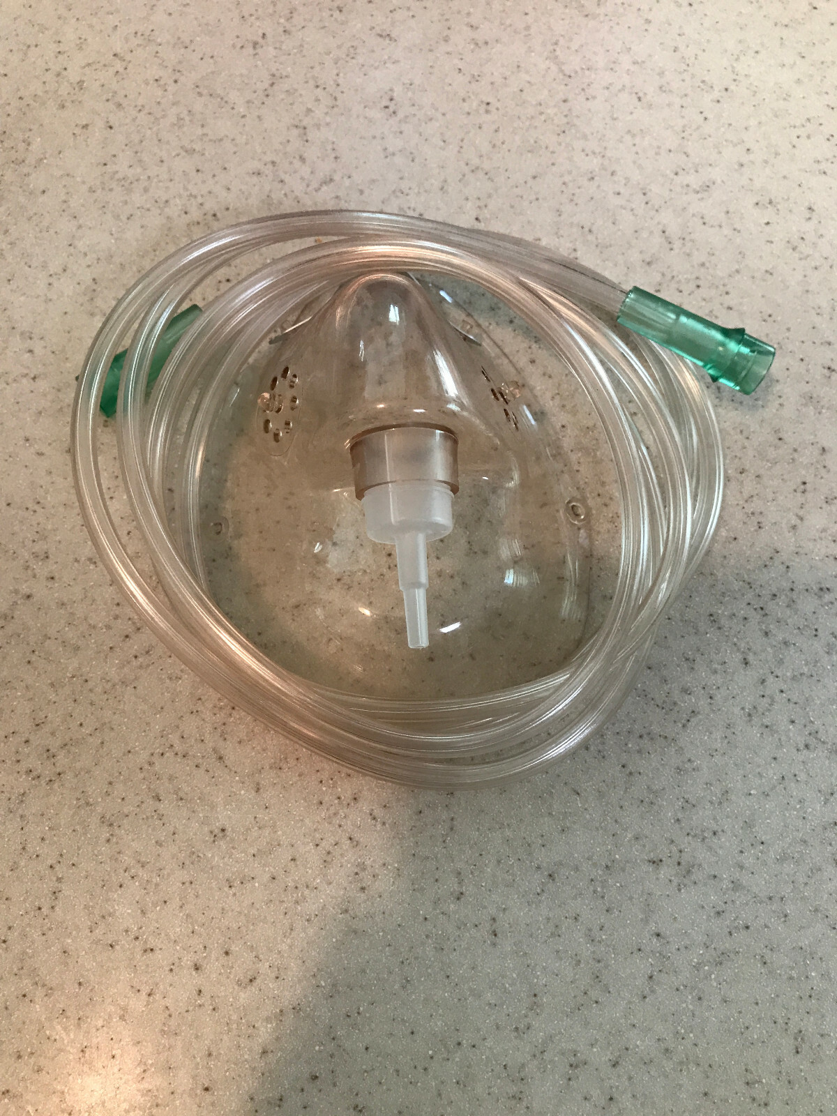 MediVac Oxygen Mask ADULT elongated 7' Tubing New  Sealed Sterile FREE SHIPPING