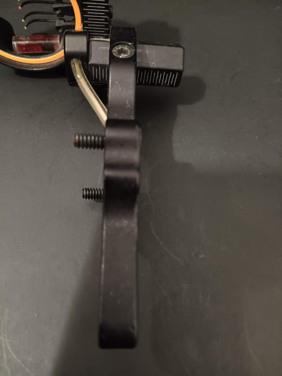 Fuse Interceptor 5 Pin Archerey Sight With Level And Mounting Hardware