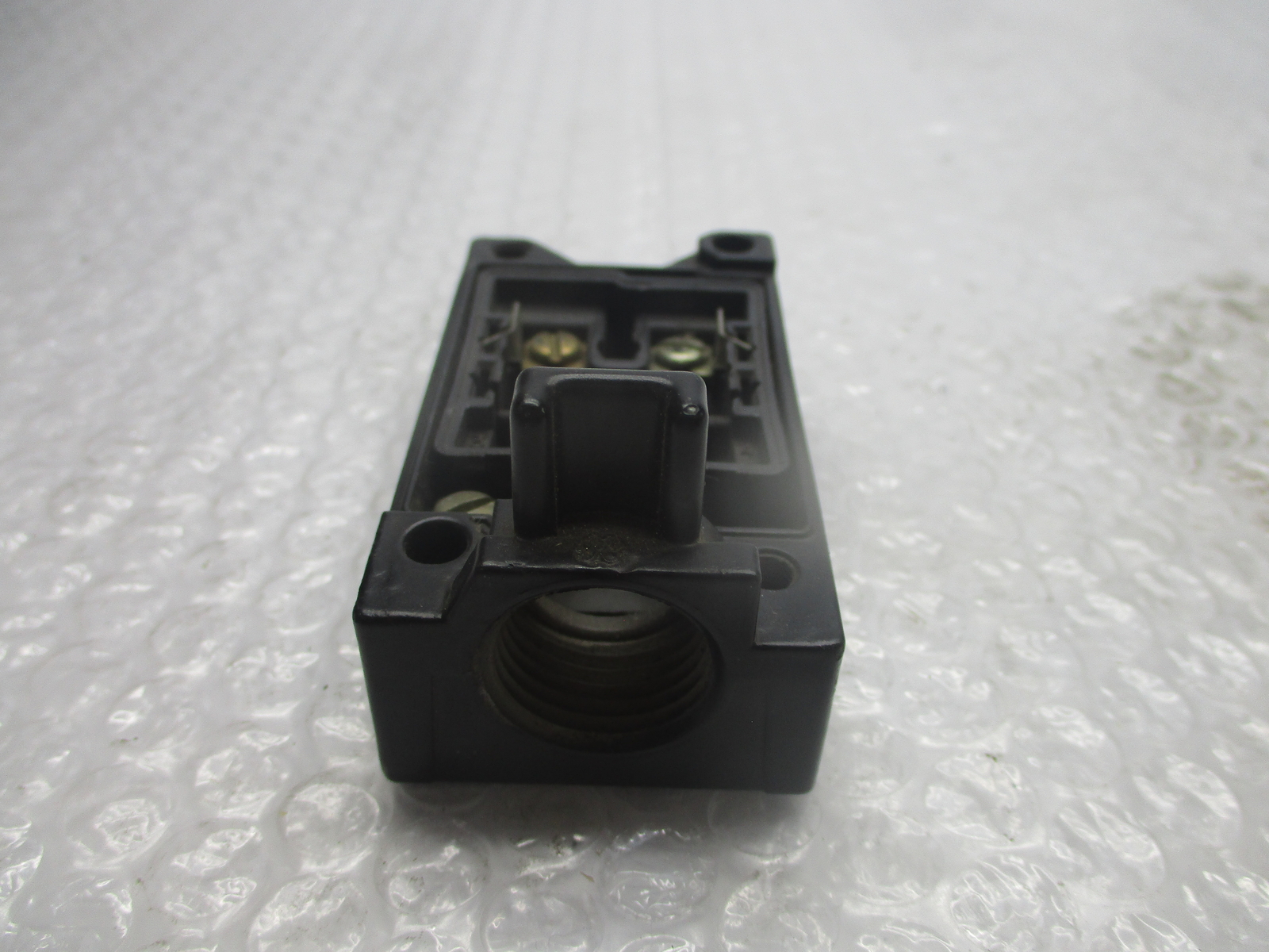 GENERAL ELECTRIC CR215DGR1 SWITCH NSNP