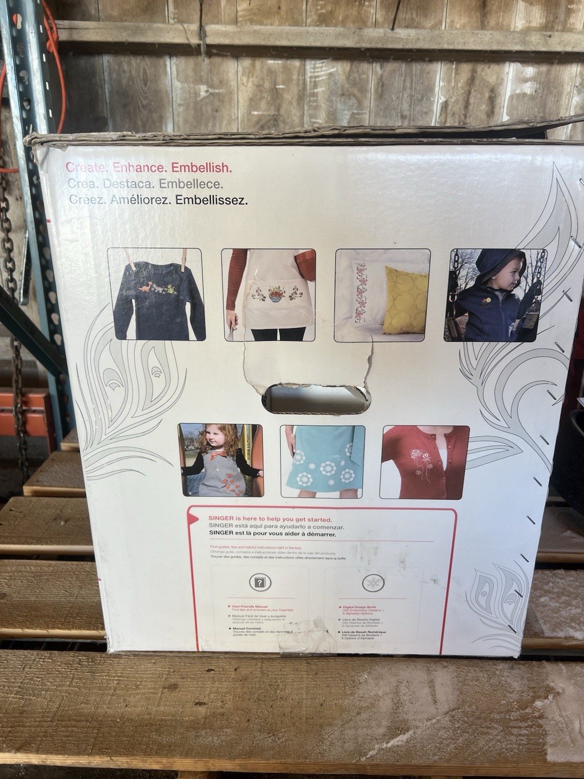 SINGER Sewing Co EM200 SUPERB Embroider Machine