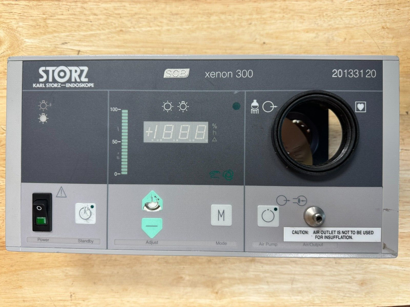 Karl storz 20133120 light source Xenon 300 front panel (F162)