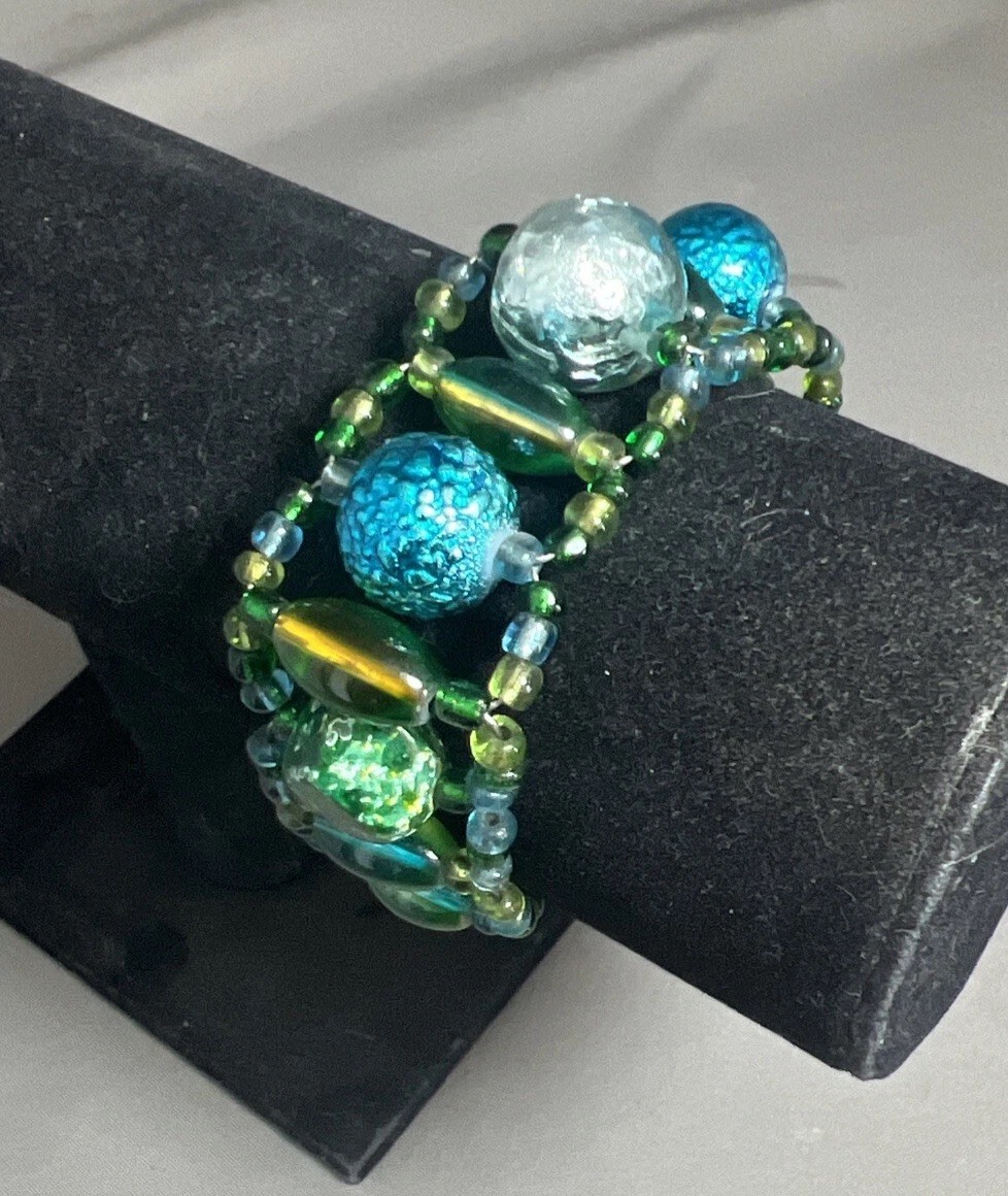 Handmade Artisan Blue Green Silver Foil Bead 8” Bracelet