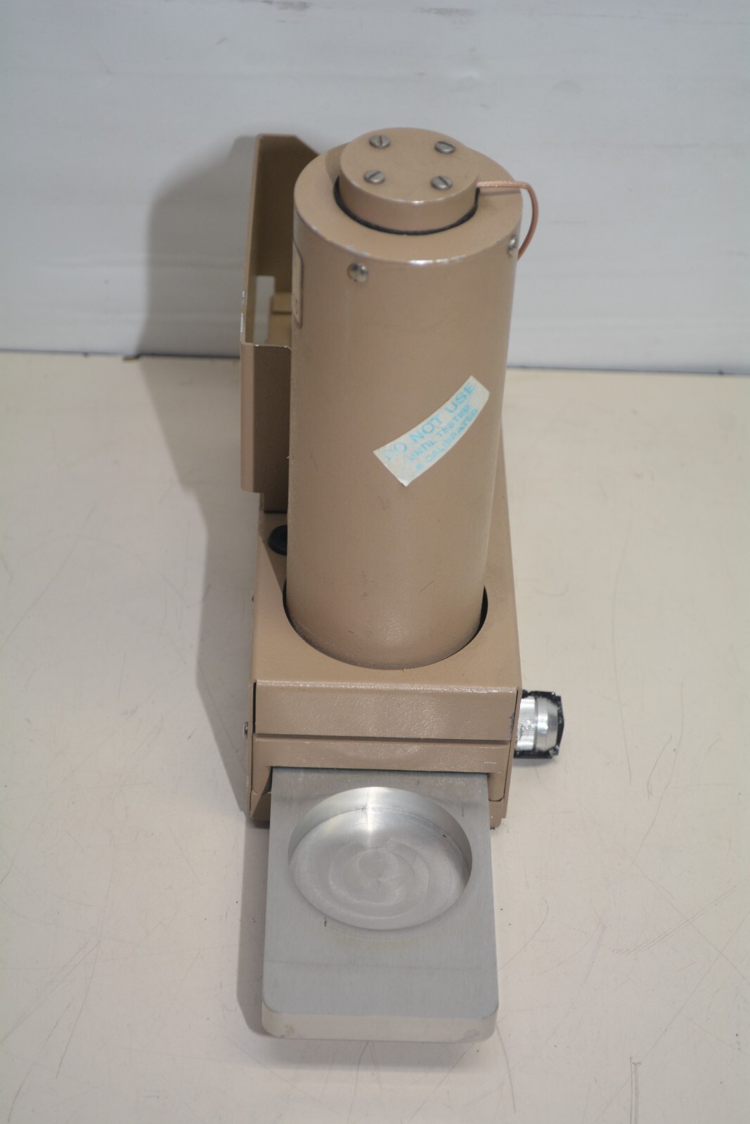 Ludlum Model 43-10 Alpha-Beta Sample Counter Head #W3673