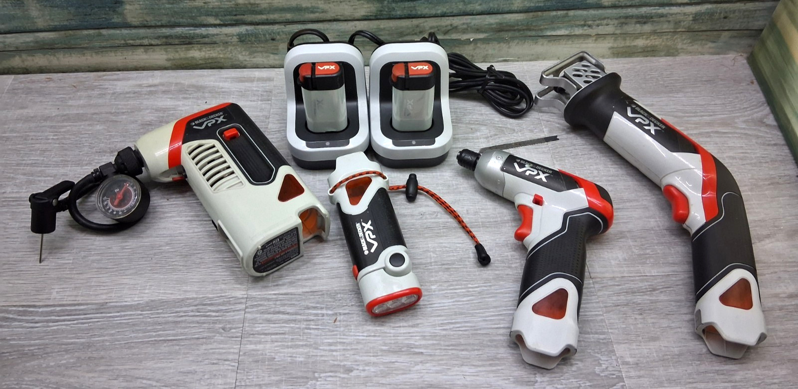 Black & Decker VPX Tool Bundle- 2Charger/2 Batteries/Saw/Light/ Driver/Inflator