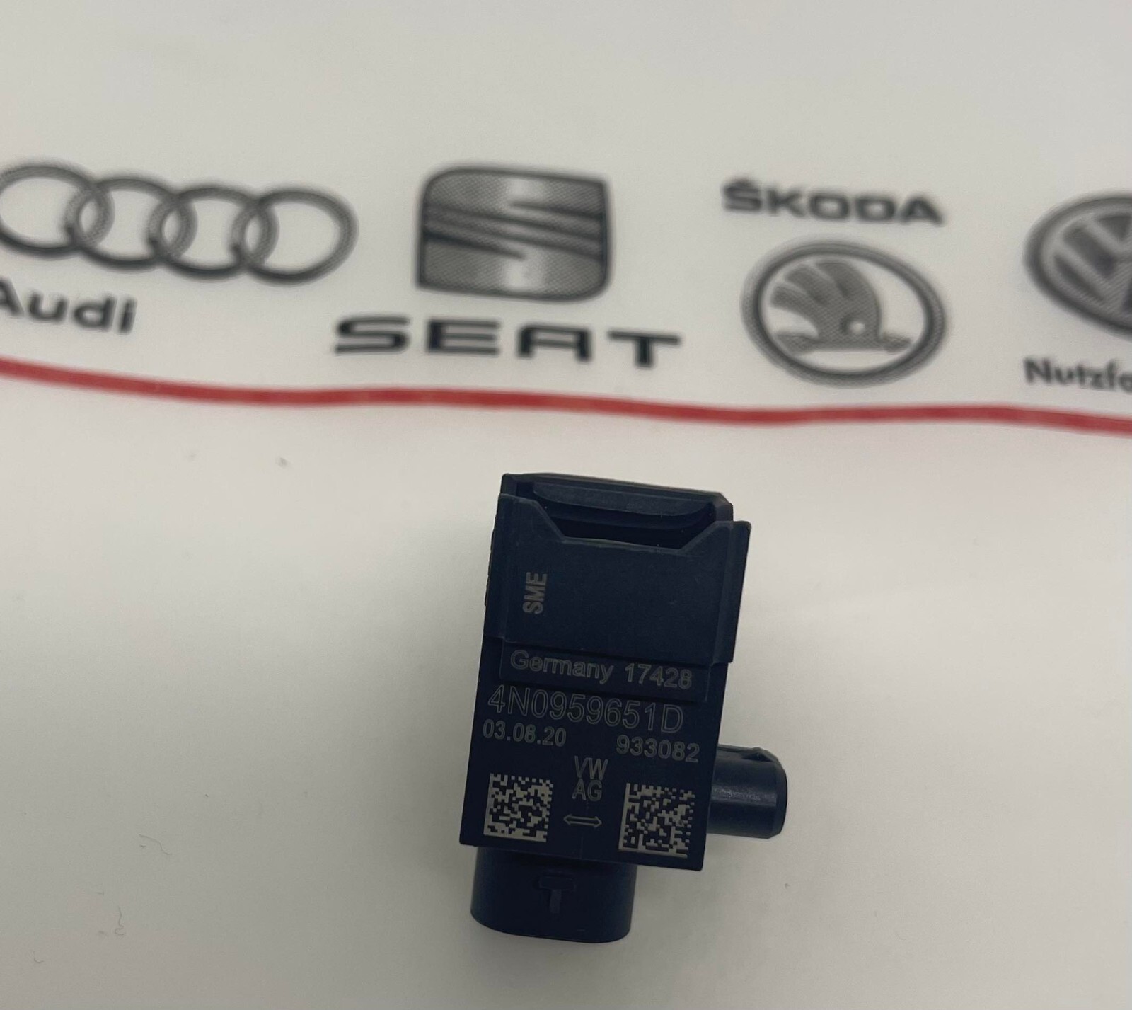 Brand New OEM Continental Crash Sensor Audi VW Porsche 4N0959651D 9A795965100